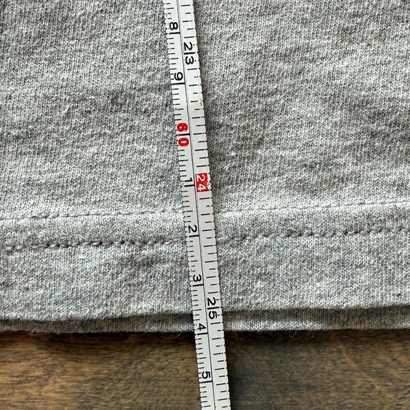 Vintage 90s Nike Tank Top Gray Mens M Embroidered Swoosh Logo USA Made - Picture 7 of 7